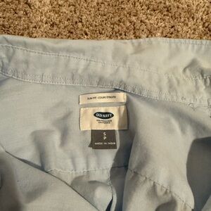 Old Navy Light Blue Shirt